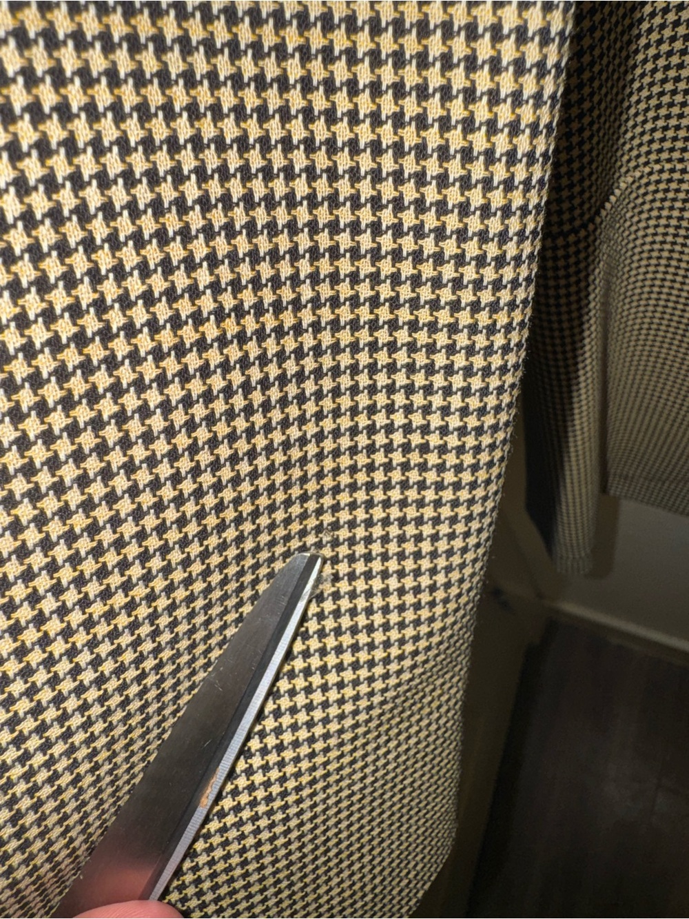 Canali Tan and Brown Houndstooth Sport Coat - Picture 4 of 13